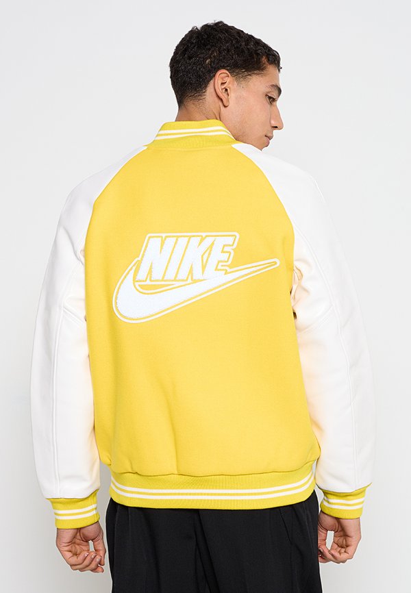 Nike Sportswear