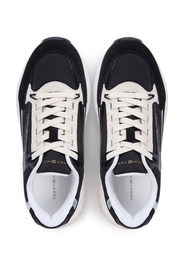 Tommy Hilfiger SUEDE CHUNKY LACE-UP TRAINERS