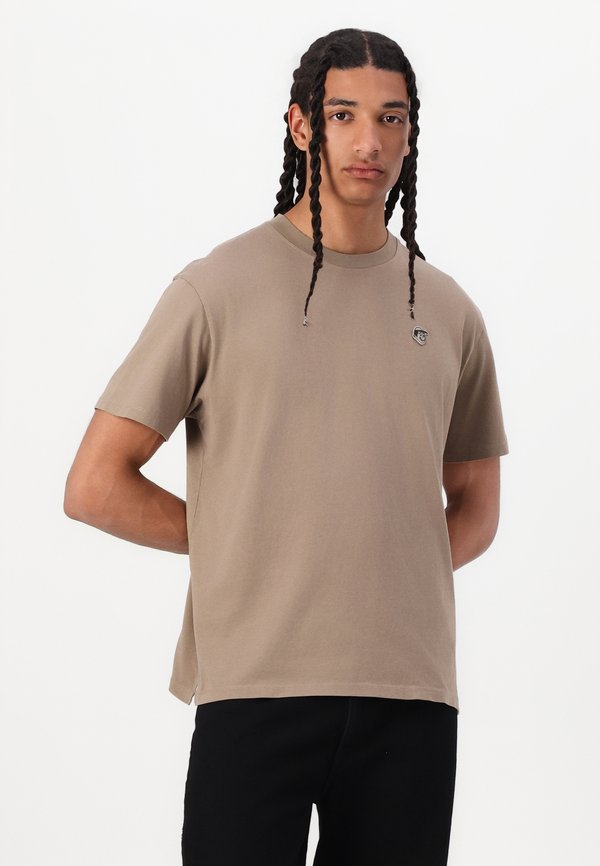 Pompeii EMILIO TEE