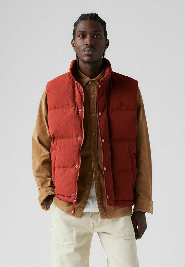 Levi's® ROCKRIDGE ERMINE - Waistcoat - russet brown