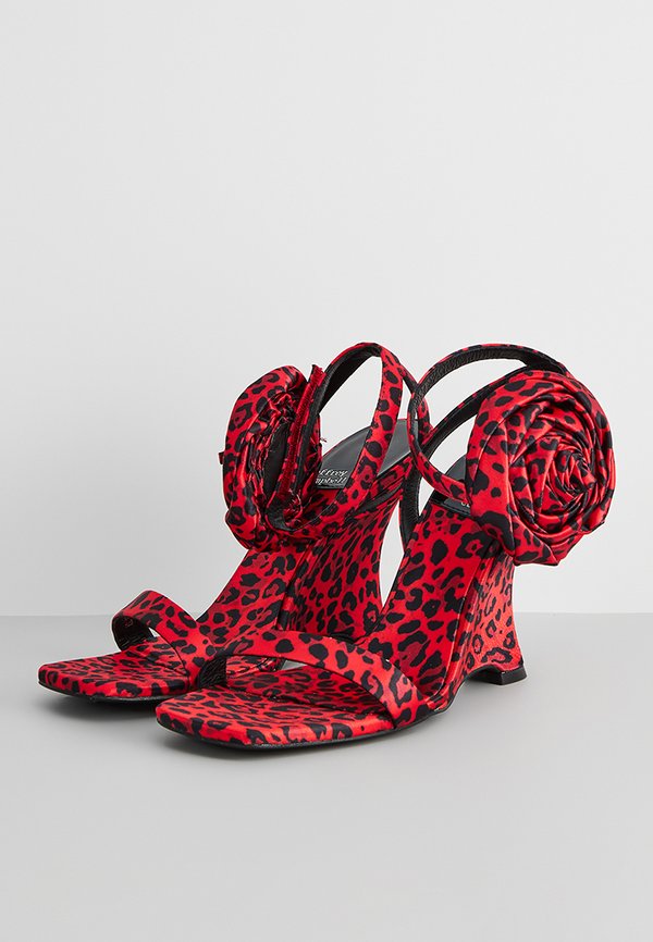 Jeffrey Campbell WILDFLOWER