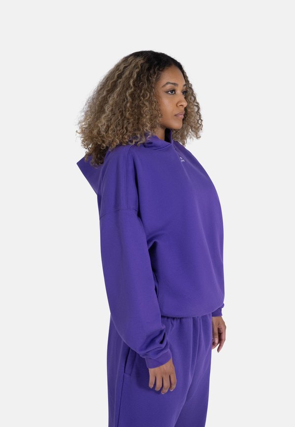 The Tracksuit Club UNISEX