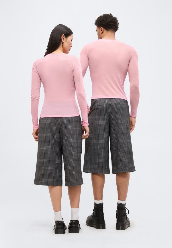 Noisy May NMJUDITH UNISEX