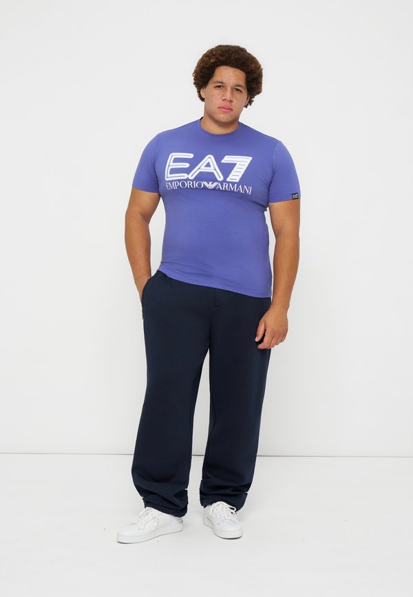 EA7 Emporio Armani