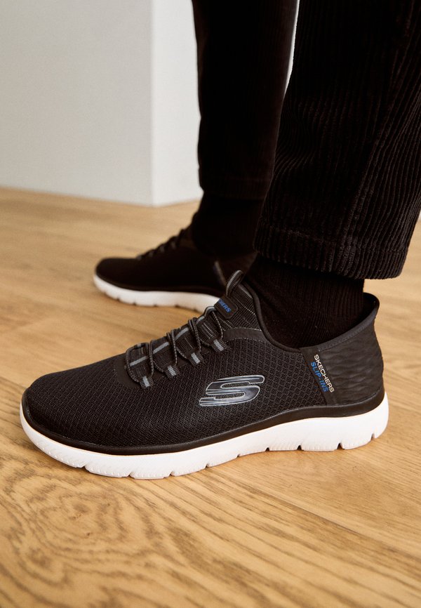 Skechers SUMMITS - Trainers - black