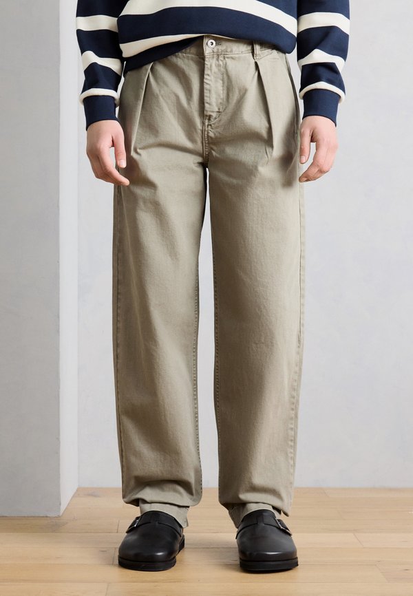 Lindbergh PLEATED PANTS