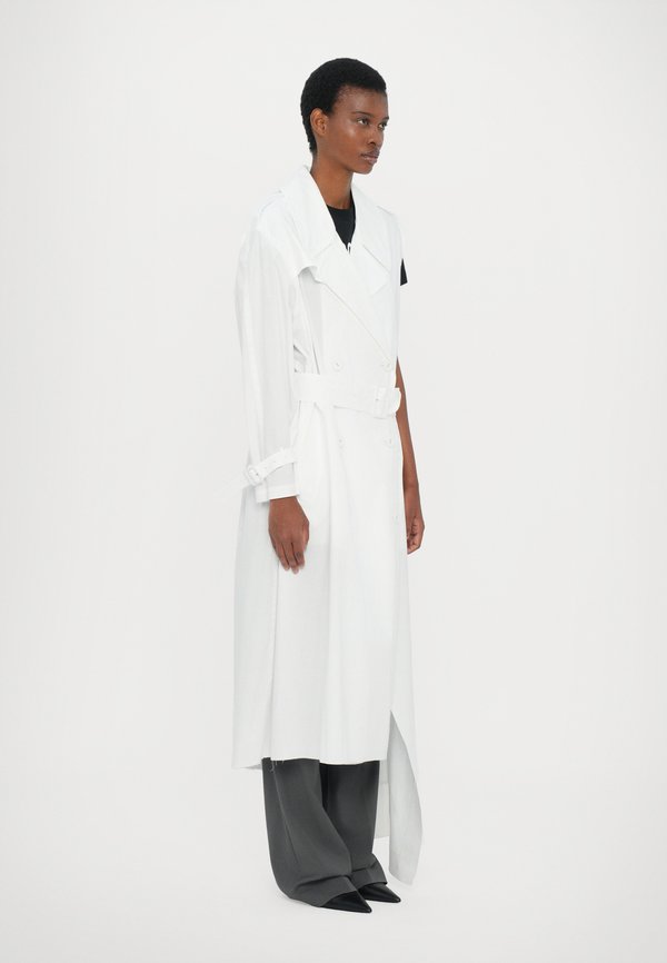 MOSCHINO PIECE OF SHEET