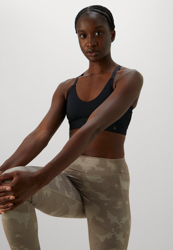 Champion PERFORMANCE CROP INTERLOCK