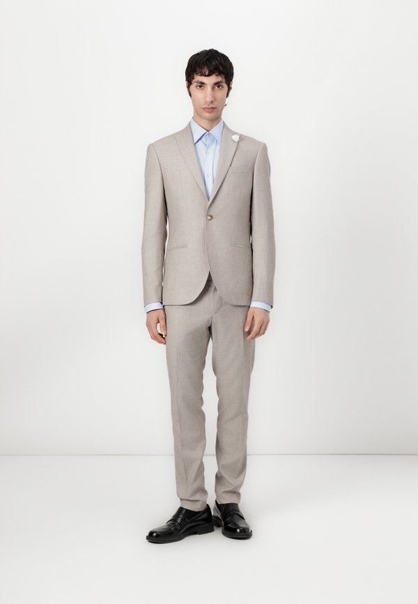 Isaac Dewhirst WEDDING SUIT SET