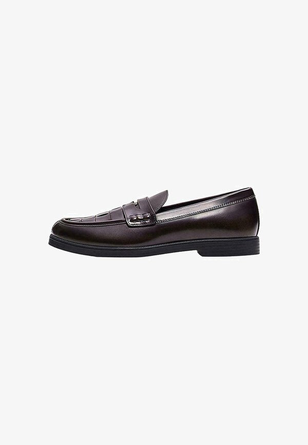 Bershka LOAFERS - SLIP-ONS - Slip-ons - brown