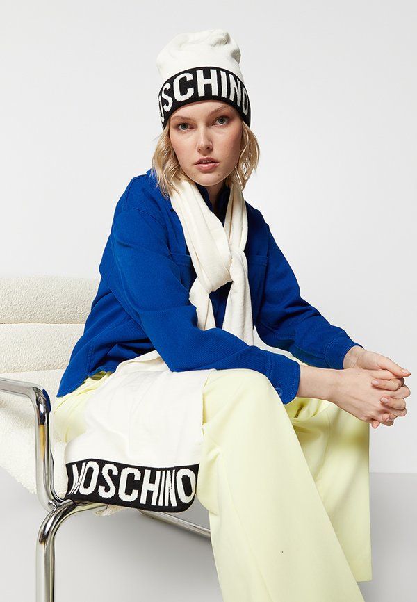MOSCHINO SET