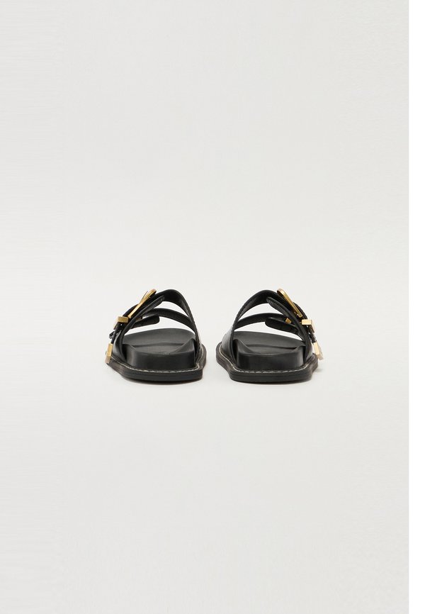 Steve Madden ARCH