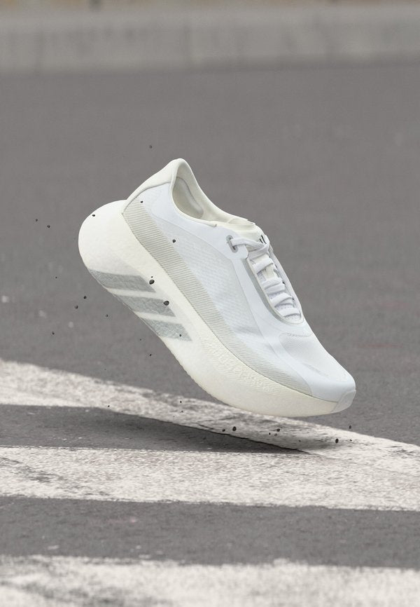 adidas Performance HYPERBOOST EDGE - Road running shoes - footwear white/silver-coloured metallic/metallic