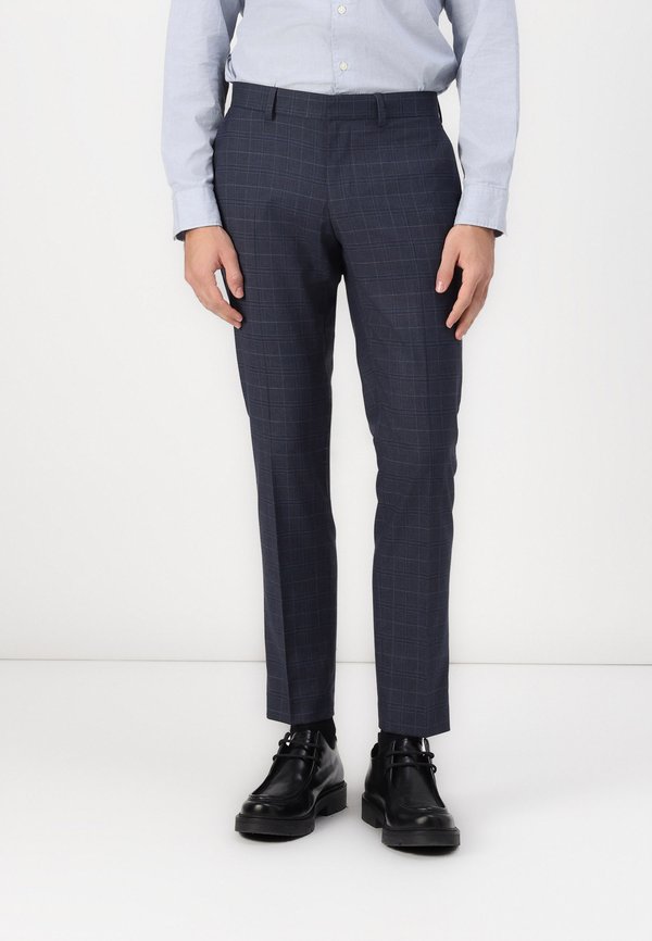 Isaac Dewhirst THE FASHION NOTCH SUIT SLIM