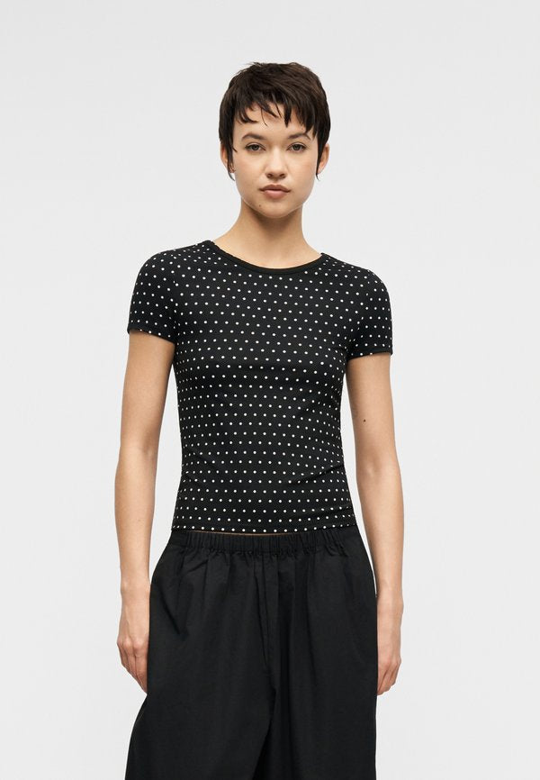 Noisy May NMDESTINY O NECK FITTED TEE