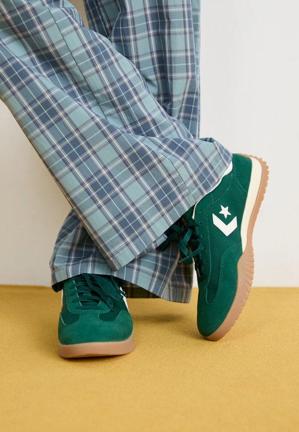 Converse RUN STAR TRAINER