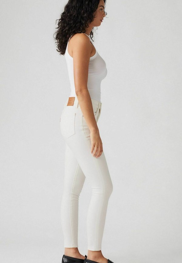 Levi's® 721® HIGH RISE SKINNY