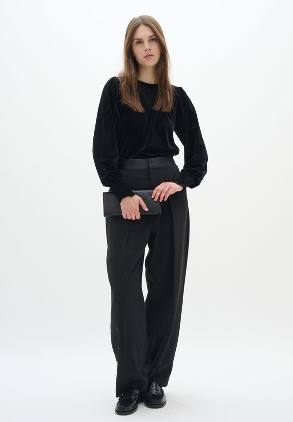 InWear IWYAEL