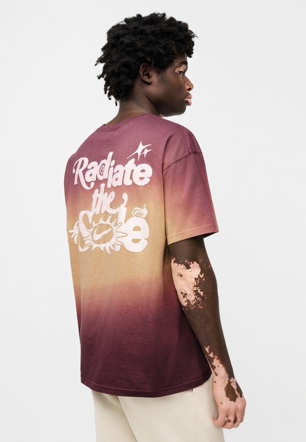 Nike Sportswear TEE DUNK