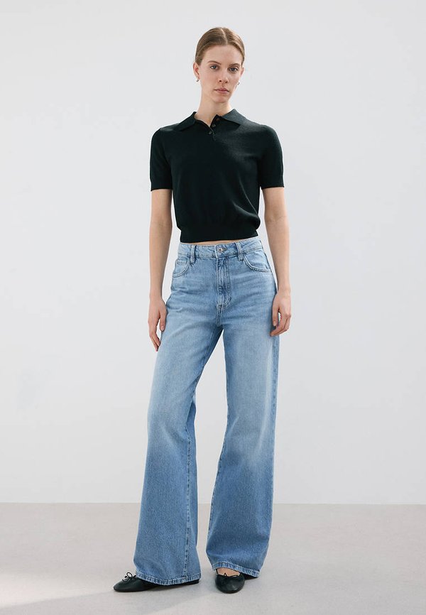 Mango Flared Jeans - light blue