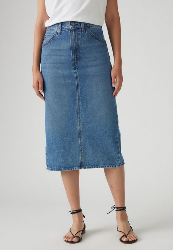 Levi's® HR BACK SLIT SKIRT