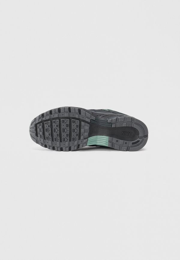Nike Sportswear P 6000 UNISEX