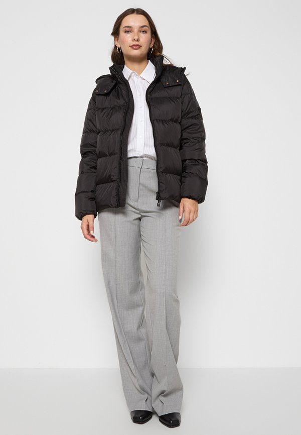 TWINSET
