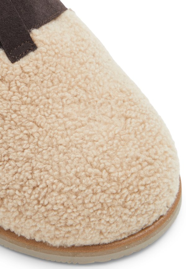 ALDO PILLOW WALK CLOG/MULE KELLAN