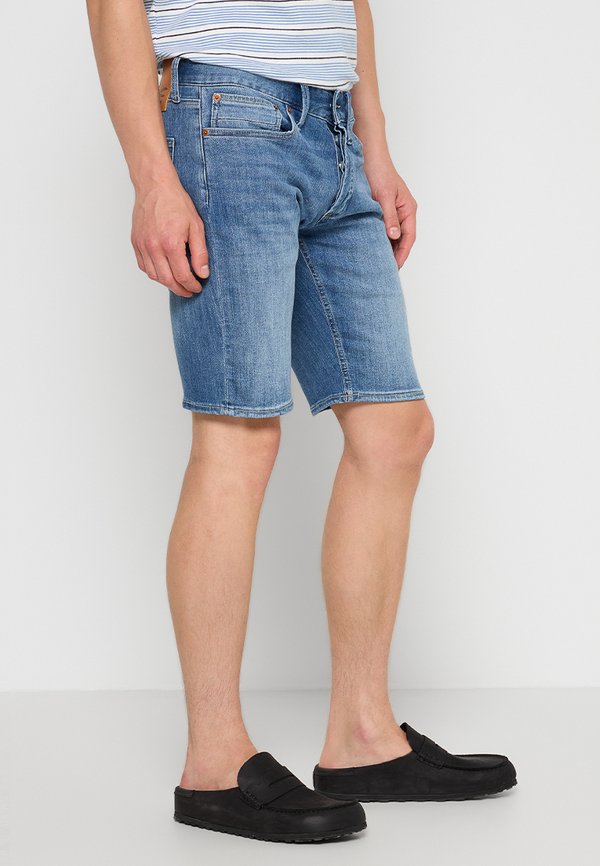 Denham RAZOR