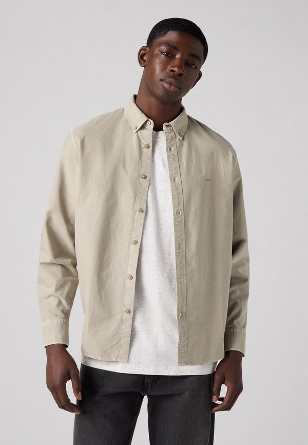 Levi's® AUTHENTIC BUTTON DOWN