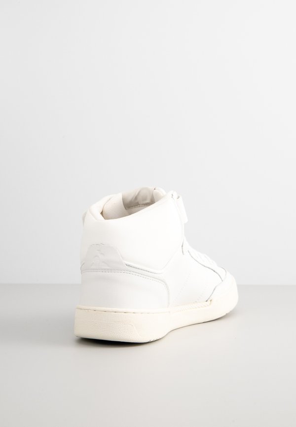 le coq sportif FIELD