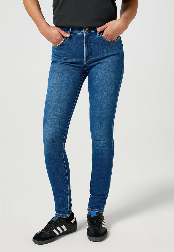 Wrangler HIGH SKINNY