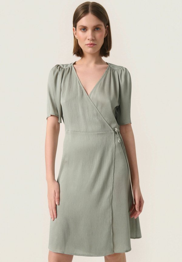 Soaked in Luxury IOANA WRAP