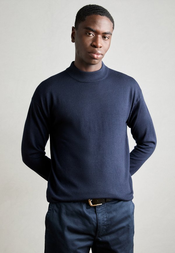 Scotch & Soda CORE DROPPED SHOULDER MOCK NECK