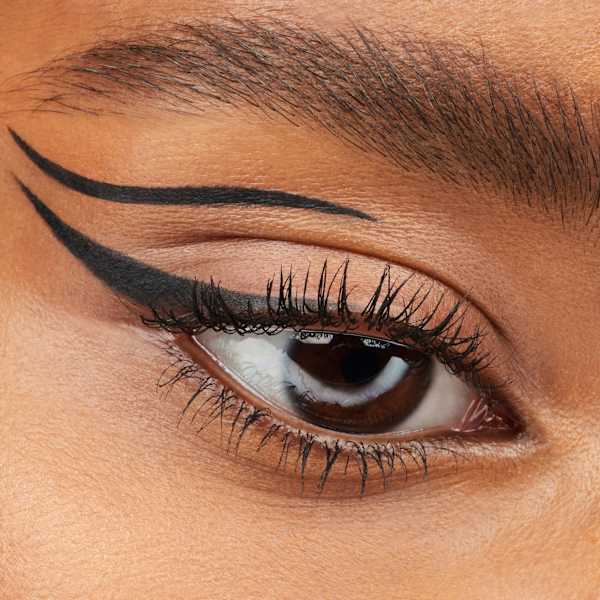 Eyeliner Gel Stay Play 01 Black Raven essence