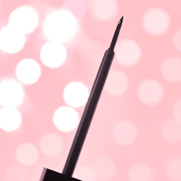 Eyeliner Lash Princess Black Waterproof essence