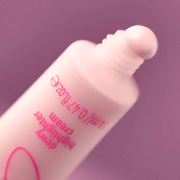 Highlighter Crystal Crush Dewy Cream 01 Diamond Dew essence