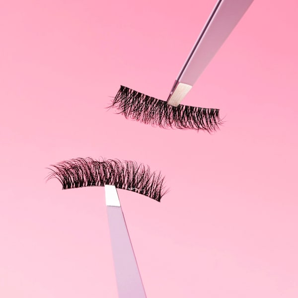 Künstliche Wimpern Set What The Fake 02 essence