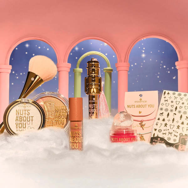 Lipgloss Nuts About You Glitter Switch Liquid 01 Kiss Me Prince essence
