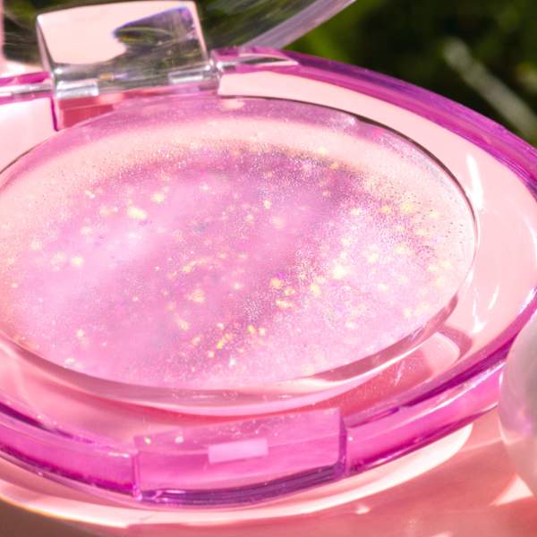 Lippen- und Wangenfarbe Glimmer In A Bubble 01 Soft Glimmerin' essence