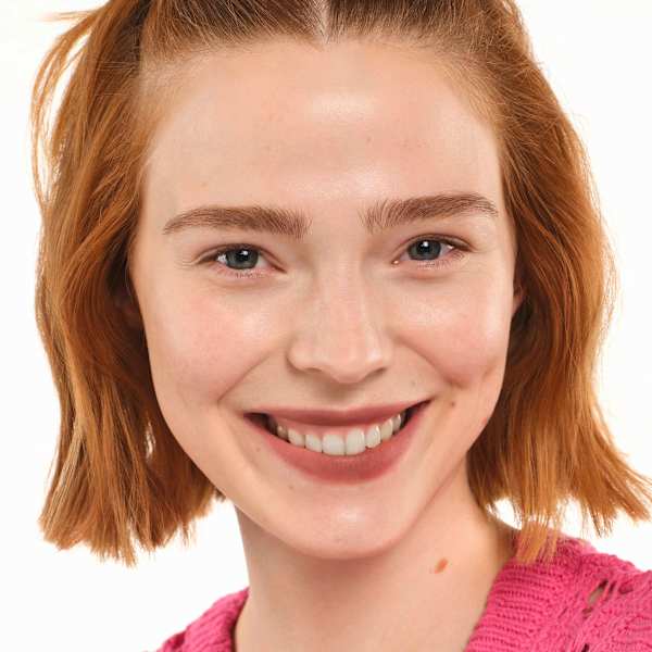 Lippenstift Blur Soufflé Matte Lip Cream 01 Deep Scroll essence