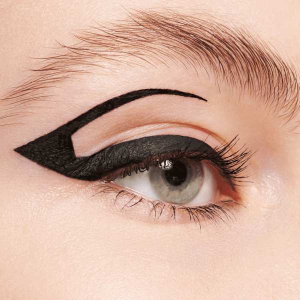 Liquid Eyeliner Ink Waterproof 01 essence