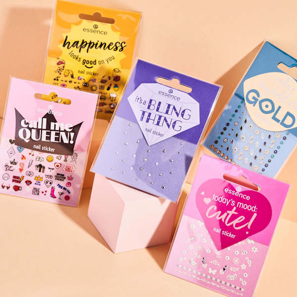 Nagelsticker Set Happiness Looks Good On You essence
