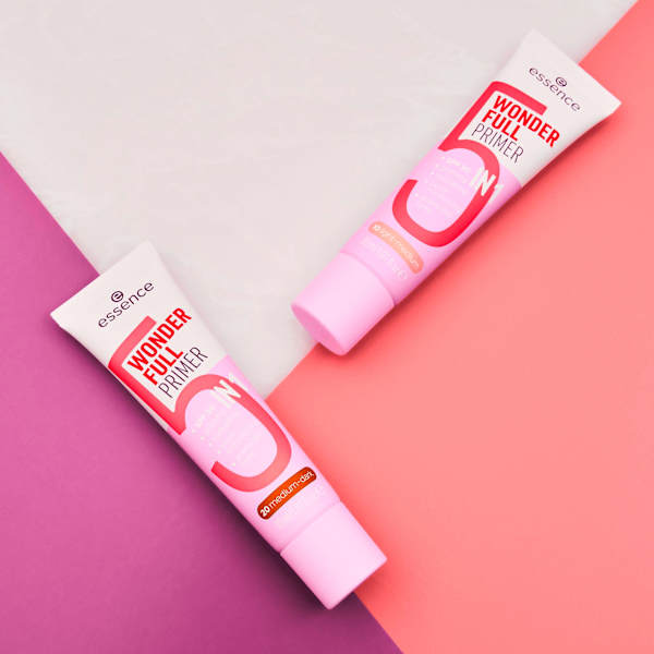 Primer Wonder Full 5in1 20 Medium-Dark essence