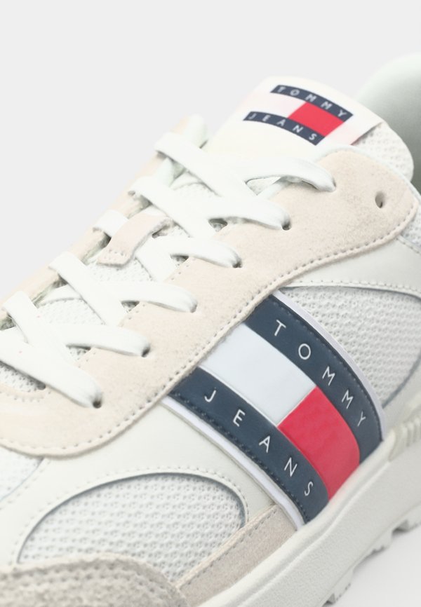 Tommy Jeans