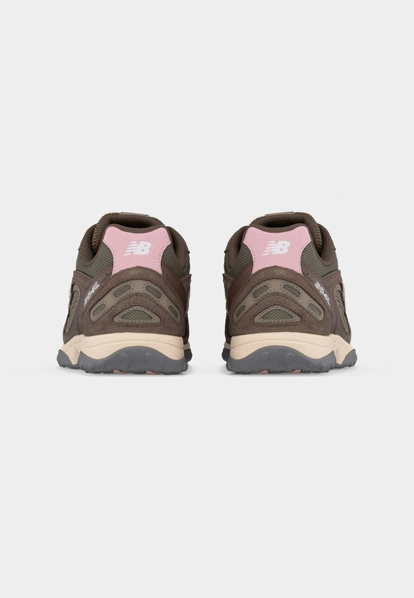 New Balance U204L UNISEX
