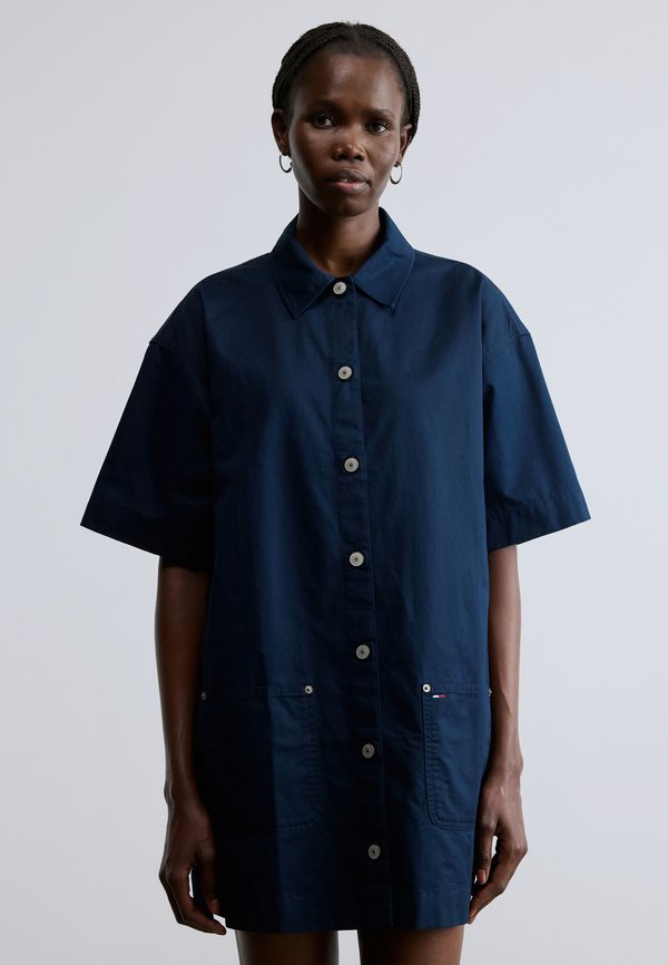 Tommy Jeans PATCH POCKET MINI LOOSE SHIRT DRESS