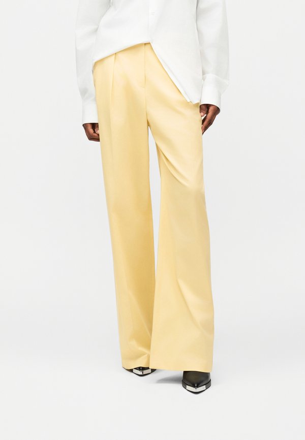 KARL LAGERFELD STRUCTURED PANTS