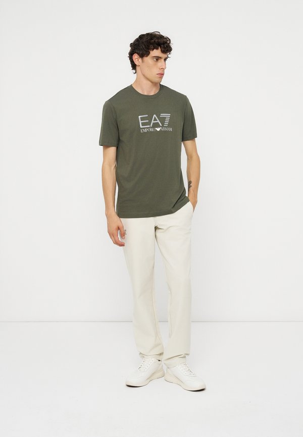 EA7 Emporio Armani