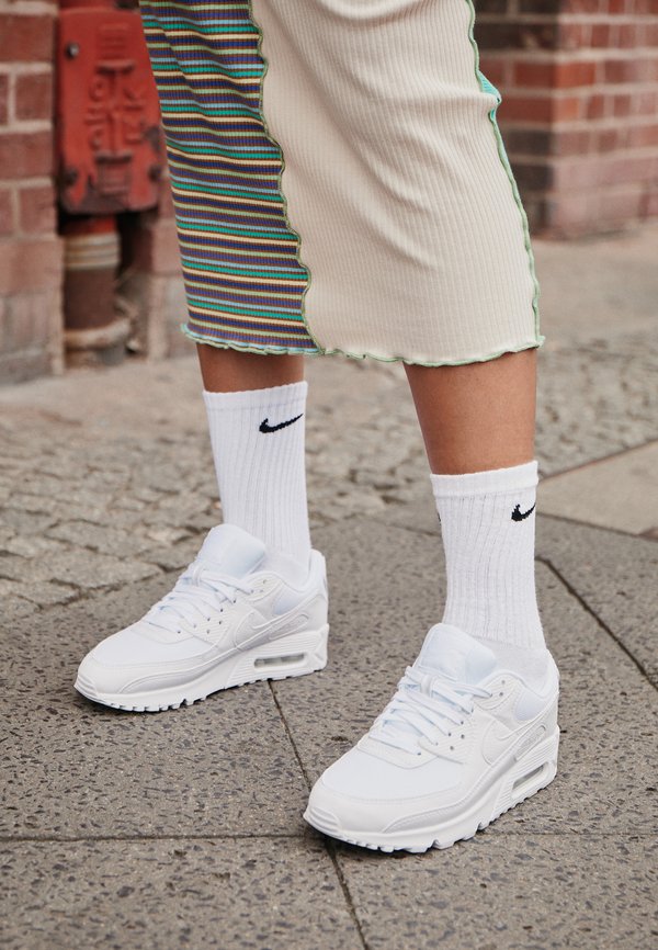 Nike Sportswear AIR MAX 90 - Trainers - white